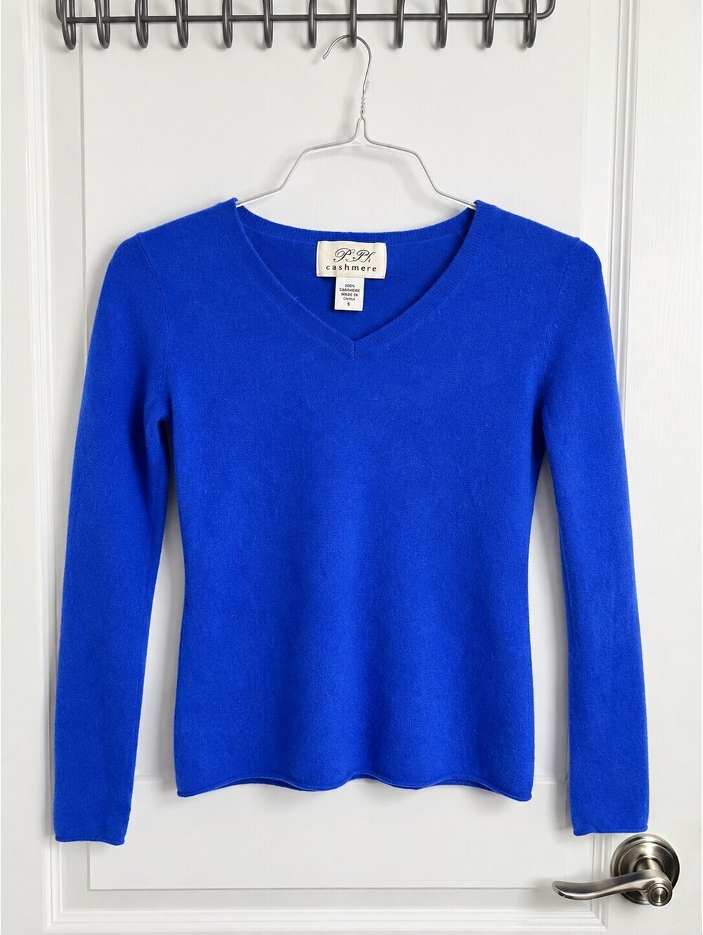 PZY 100% Cashmere Blue V-Neck Sweater Women's Medium Long Sleeve